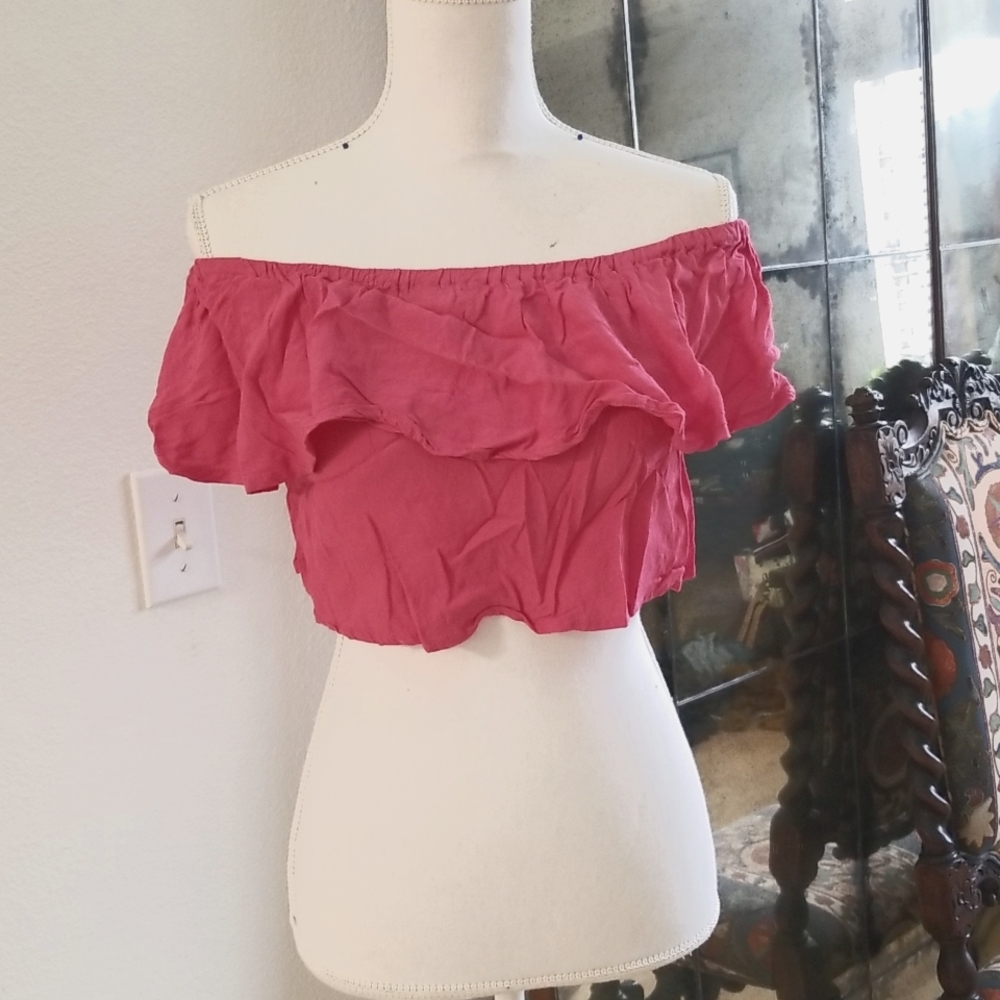 Forever 21 Pink Large Ruffled Cropped Top Off Shoulder